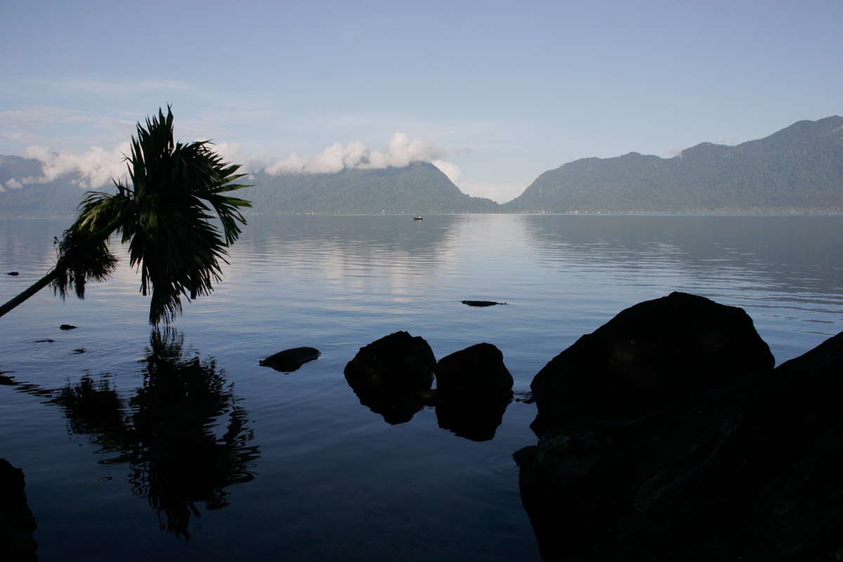 Immortaliser le lac Maninjau à Sumatra